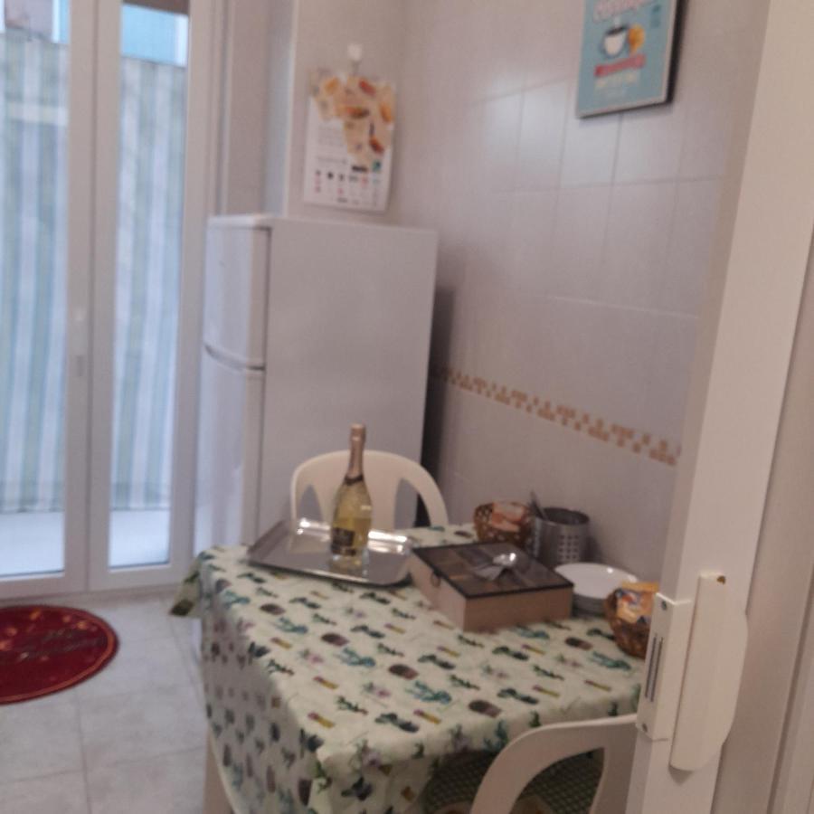 Ferienwohnung Sweet Night In Bari Exterior foto