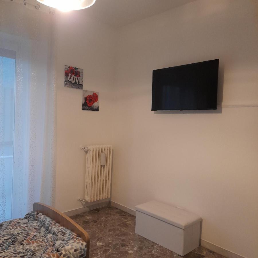 Ferienwohnung Sweet Night In Bari Exterior foto