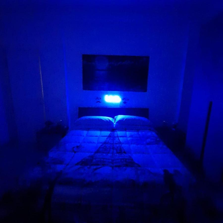 Ferienwohnung Sweet Night In Bari Exterior foto